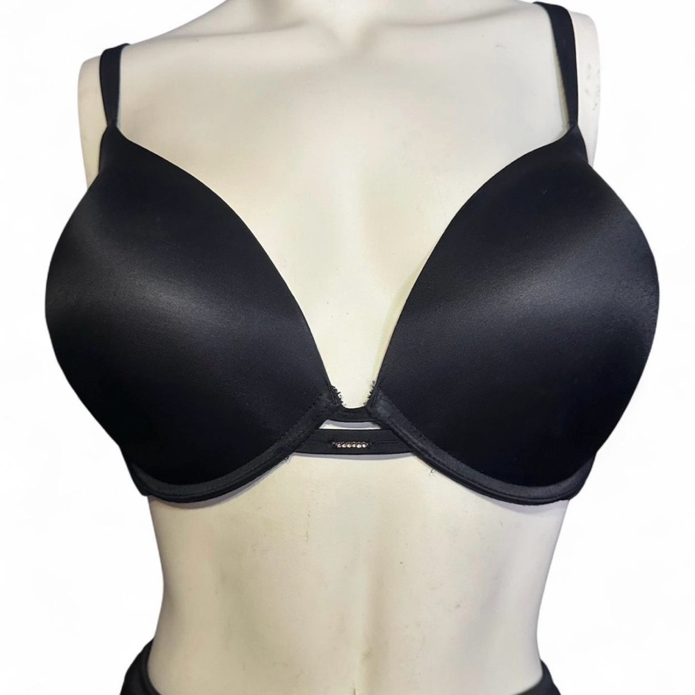Victoria Secret Very Sexy black push-up bra Size 36DDD